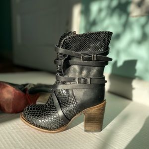 FreeBird Leather Boots - Baker